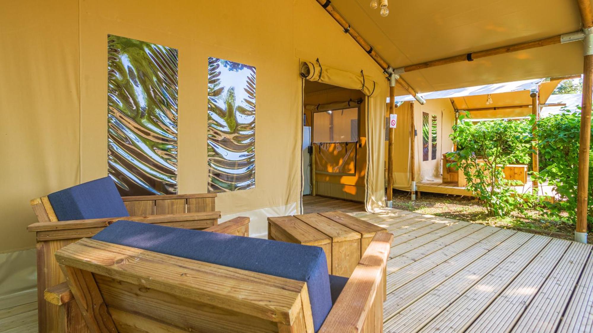 Camping Vesoul Vaivre-et-Montoille Стая снимка